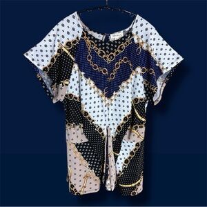 Faith and Joy Chic Chain Print Top